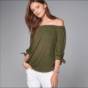 Abercrombie & Fitch Off Shoulder Knit Top